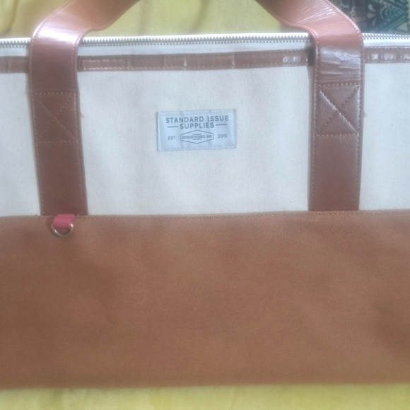 Standard Issue Duffle Bag - Picture 5 of 5